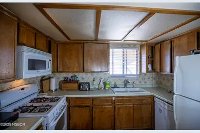 601 N Seventh Street, Lompoc, CA 93436 - Photo 5