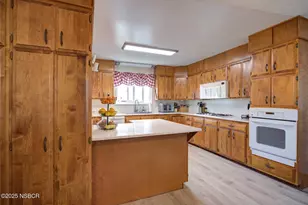 602 E Bunny Ave, Santa Maria, CA 93454 - Photo 9