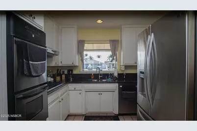 911 E Evergreen Avenue, Santa Maria, CA 93454 - Photo 37