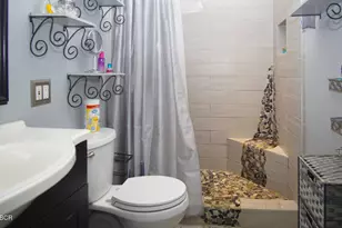 911 E Evergreen Ave, Santa Maria, CA 93454 - Photo 23