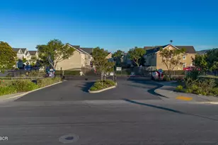 1445 Crown Cir, Lompoc, CA 93436 - Photo 3