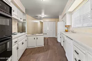 1701 S Thornburg St, Santa Maria, CA 93458 - Photo 9