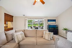 4316 Foxenwood Cir, Santa Maria, CA 93455 - Photo 5