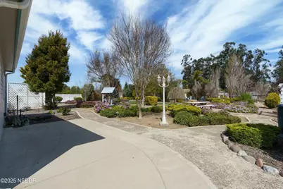 4527 Kapalua Drive, Santa Maria, CA 93455 - Photo 43