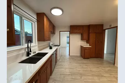 1408 W Walnut Avenue, Lompoc, CA 93436 - Photo 5