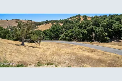 9805 Steelhead Road, Paso Robles, CA 93446 - Photo 21