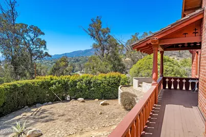 1060 Tremonto Road, Santa Barbara, CA 93103 - Photo 19