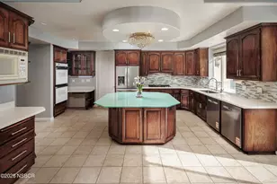 2655 Adobe Falls Rd, Lompoc, CA 93436 - Photo 21