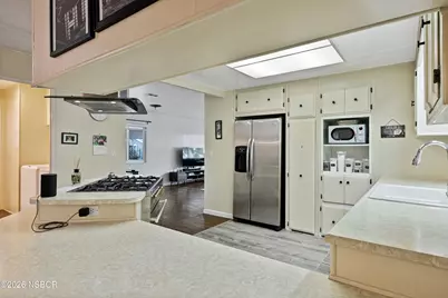 126 Sierra Vista, Solvang, CA 93463 - Photo 21