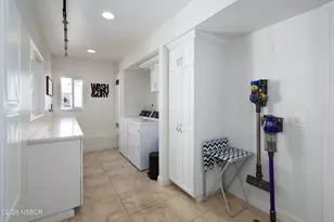 390 Meadowbrook Dr, Santa Maria, CA 93455 - Photo 43