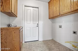 1494 Ivory Dr, Santa Maria, CA 93455 - Photo 17
