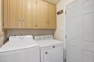 217 N M St, Lompoc, CA 93436 - Photo 19