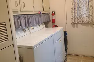 1650 E Clark Ave, Santa Maria, CA 93455 - Photo 13