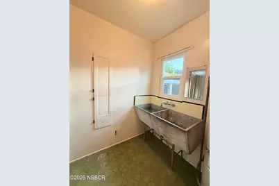 1129 San Andres Street, Santa Barbara, CA 93101 - Photo 35