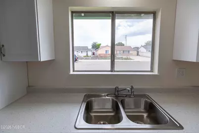 901 Alden Avenue, Lompoc, CA 93436 - Photo 11
