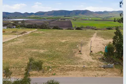 565 S Oakglen Avenue, Nipomo, CA 93444 - Photo 3