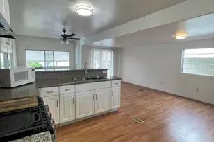 3210 Santa Maria Way, Santa Maria, CA 93455 - Photo 3