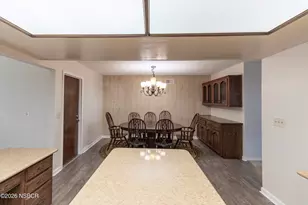 205 S E St, Lompoc, CA 93436 - Photo 13