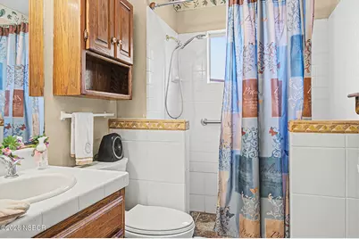 571 S Traffic Way, Arroyo Grande, CA 93420 - Photo 19