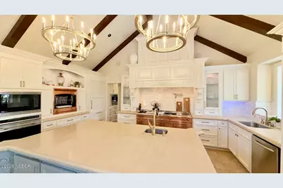 4379 Foxburrow Court, Santa Maria, CA 93455 - Photo 15