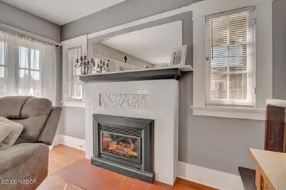 115 E Park Avenue, Santa Maria, CA 93454 - Photo 5