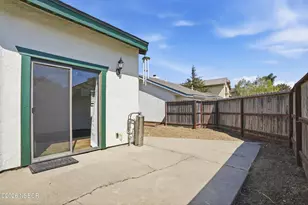 1344 Village Meadows Dr, Lompoc, CA 93436 - Photo 27
