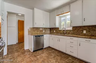 1176 Maple St, Arroyo Grande, CA 93420 - Photo 9