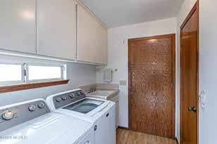 864 Sunshine Ct, Santa Maria, CA 93455 - Photo 11