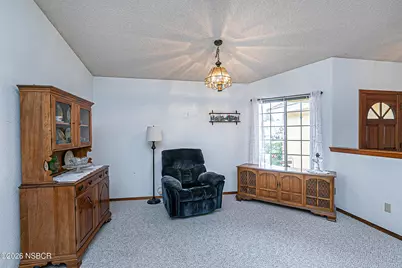 864 Sunshine Court, Santa Maria, CA 93455 - Photo 7
