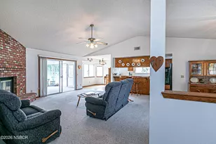 864 Sunshine Ct, Santa Maria, CA 93455 - Photo 3