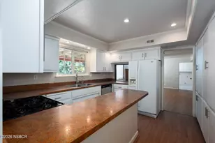 4554 Lamplighter Ln, Santa Maria, CA 93455 - Photo 11