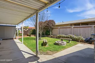 911 N Ridge View Dr, Santa Maria, CA 93455 - Photo 25