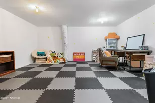 733 Mercury Ave, Lompoc, CA 93436 - Photo 19