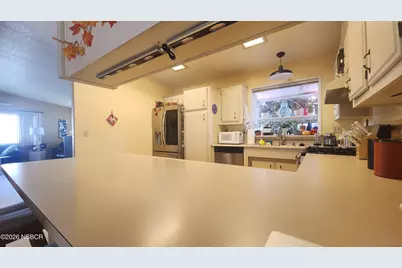 918 Vista Montana, Santa Maria, CA 93458 - Photo 13