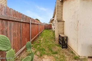 921 N Z St, Lompoc, CA 93436 - Photo 21