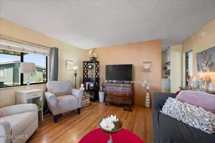 1095 W McCoy Ln, Santa Maria, CA 93455 - Photo 9