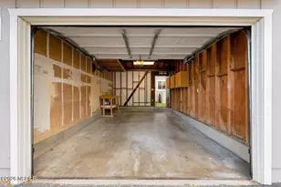 222 N R St, Lompoc, CA 93436 - Photo 29