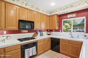 2344 Timsbury Way, Santa Maria, CA 93455 - Photo 17