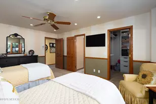 1320 Foxenwood Dr, Santa Maria, CA 93455 - Photo 39