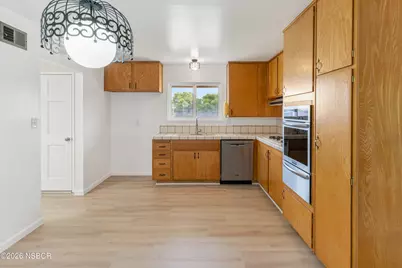 5561 Lorraine Avenue, Santa Maria, CA 93455 - Photo 7
