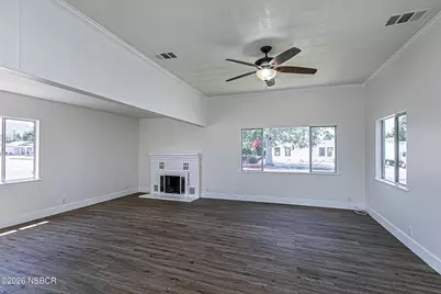 203 E Walnut Avenue, Lompoc, CA 93436 - Photo 15