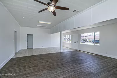 203 E Walnut Avenue, Lompoc, CA 93436 - Photo 17