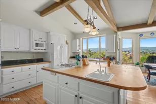 1611 Fredensborg Way, Solvang, CA 93463 - Photo 13