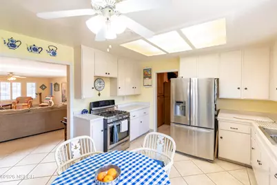 904 W College, Lompoc, CA 93436 - Photo 11