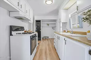 201 Five Cities Dr, Pismo Beach, CA 93449 - Photo 11