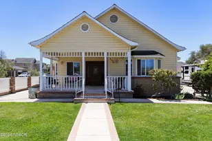 150 Pinal Ave, Santa Maria, CA 93455 - Photo 15