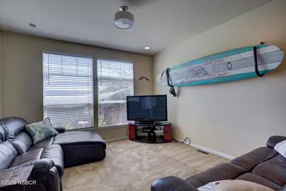 319 N Highway 1 #29, Grover Beach, CA 93433 - Photo 17