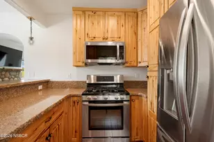 138 N E St, Lompoc, CA 93436 - Photo 13
