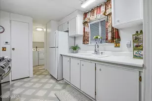 1202 Via Estio, Santa Maria, CA 93454 - Photo 15