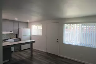 618 N B St, Lompoc, CA 93436 - Photo 23